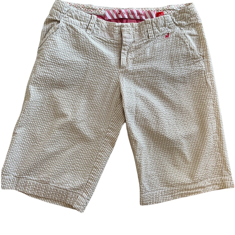 NWOT-  Old Navy Prep Women’s Shorts
